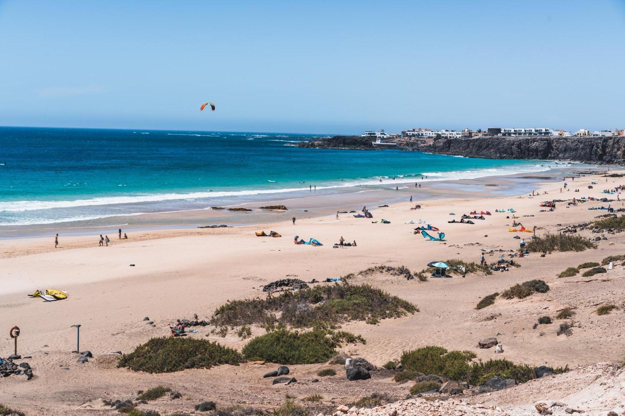 Oceanside Luxury Loft - Fast Wi-fi - Workstations Apartment Corralejo